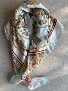 100% SILK FEELING SCARF